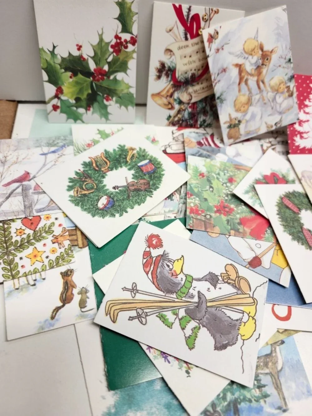 Lot of 58 Vintage Kristin Elliott Christmas Greeting Cards 3.25
